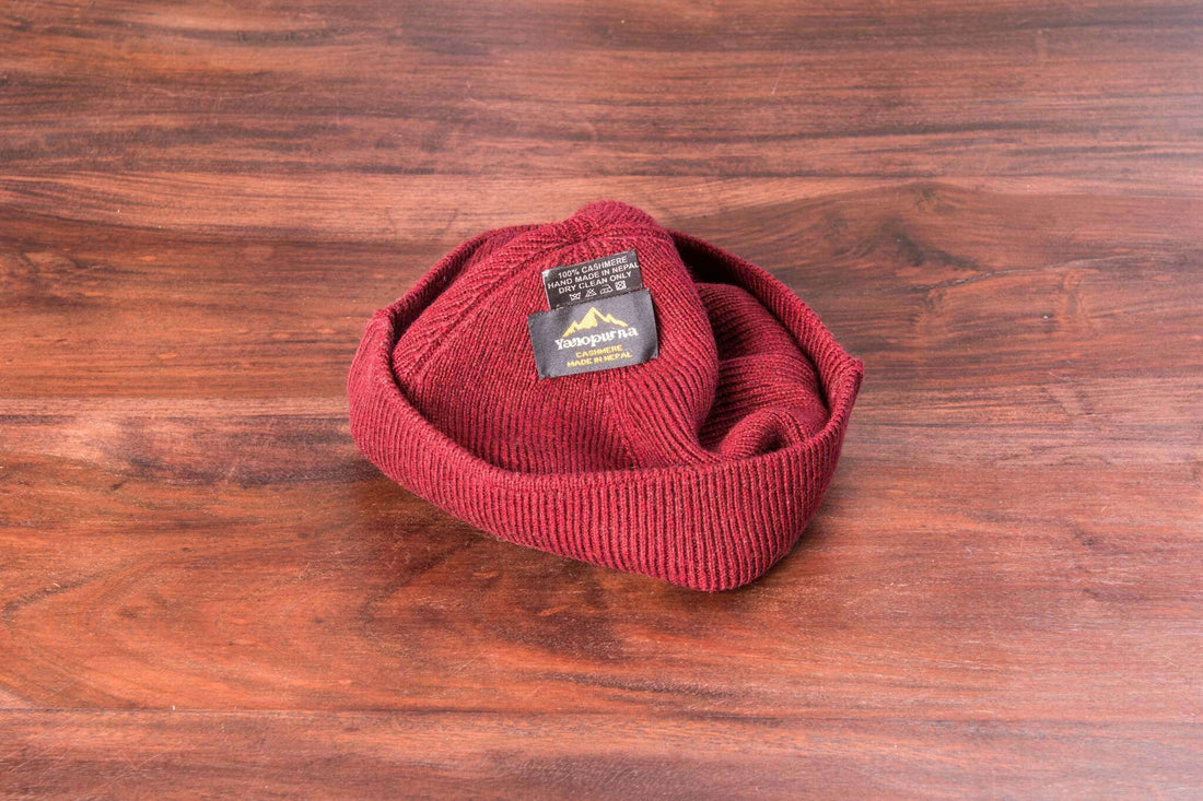 Kaschmirmütze Beanie leicht gerippt dunkelrot